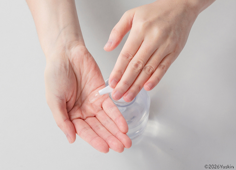 アルコール消毒で手荒れする原因は？症状と正しい予防・対処法を解説